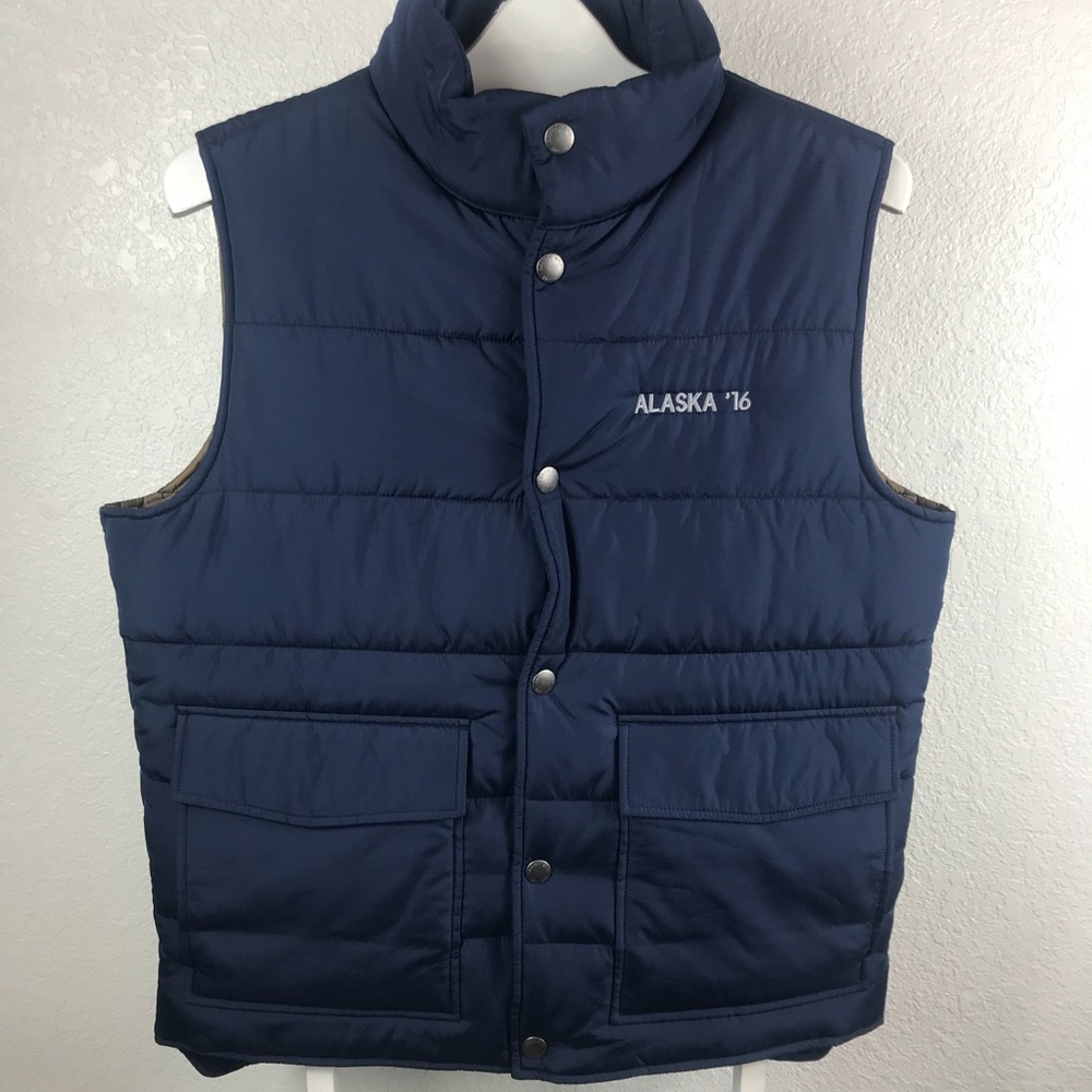 Men Land’s End vest.